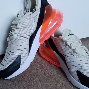 Original Authentic NIKE Air Max 270 Women's Run